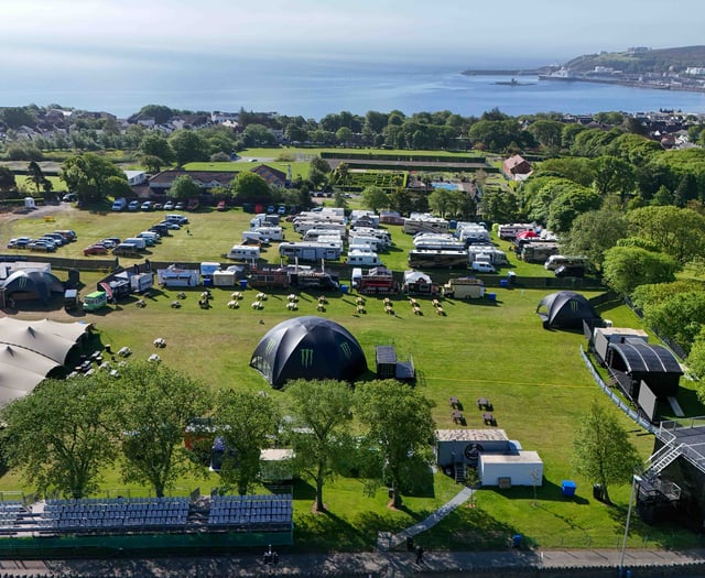 Isle of Man TT 2026: Fan Park shuts again because of weather