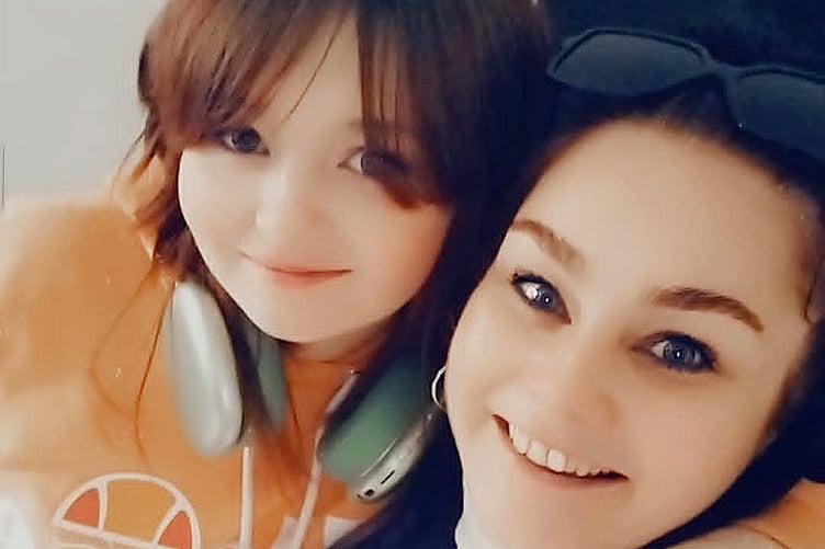 Caroline Kelly with daughter Emily