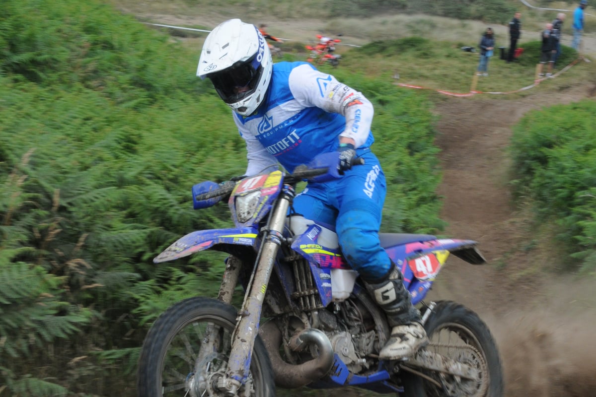 Double tops for Jed Etchells in home rounds of British Enduro Championship