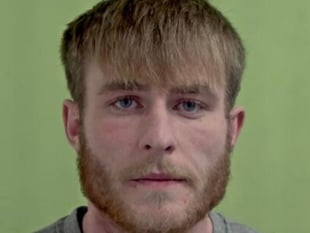 Drug dealing dad who had people 'grafting' for him jailed