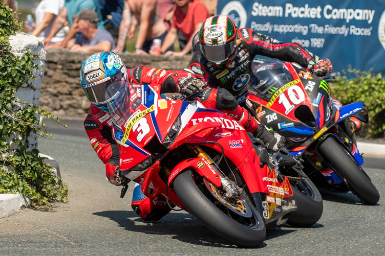 Southern 100 road races