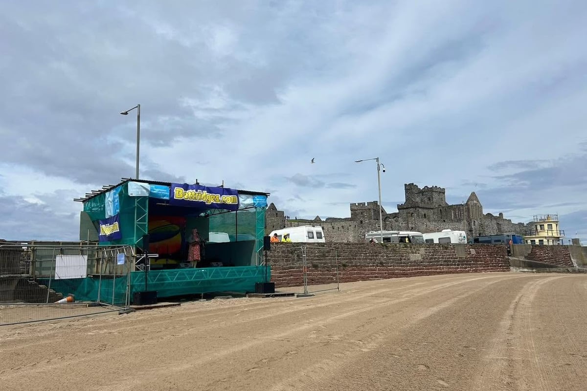 Peel Commissioners say beach stage trial has received positive community response