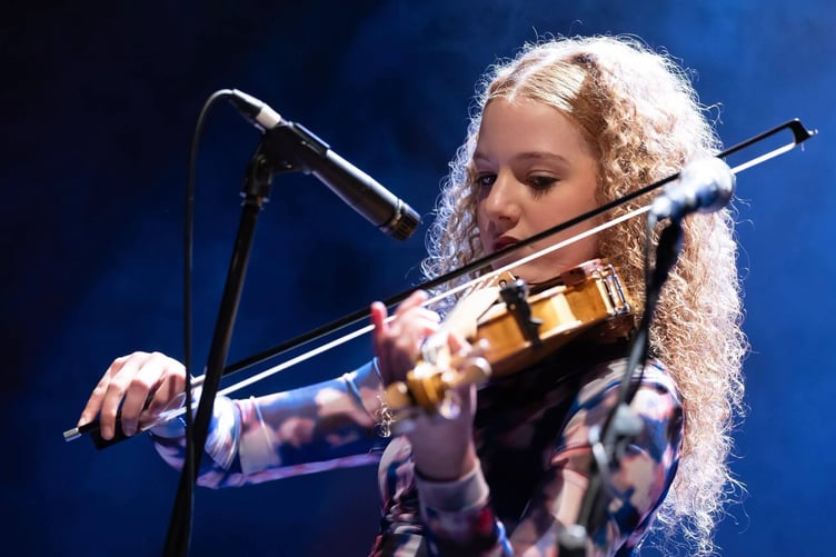 Cara Rowles, was recognised for her Outstanding Achievement in Manx Music and Dance. A talented musician and performer, Cara sings, composes and performs in Manx.
