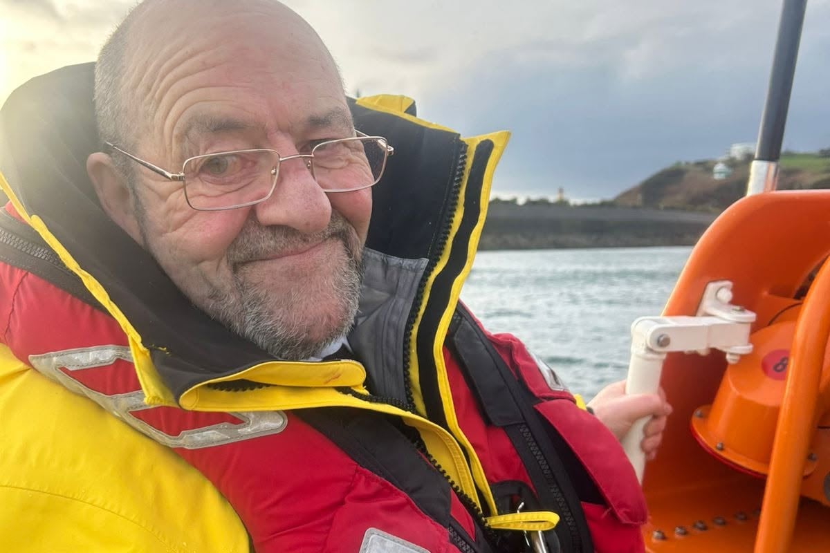Tribute to long-serving RNLI Douglas crew member John McCreadie
