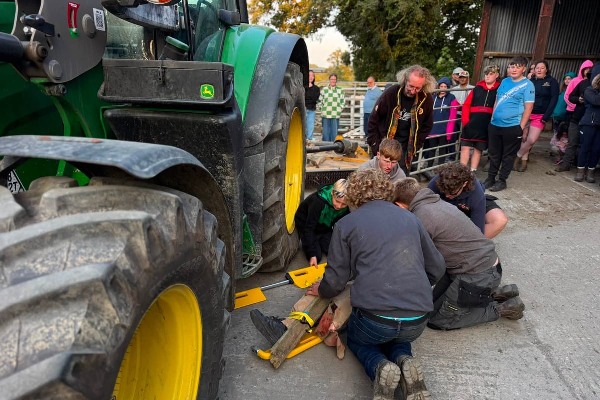 Young Farmers take part in farm trauma training during Farm Safety Week