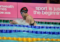 Commonwealth Games 2026: Holland hails 'amazing' swimmers