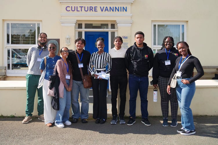 Students from Saint Vincent and the Grenadines visiting Culture Vannin