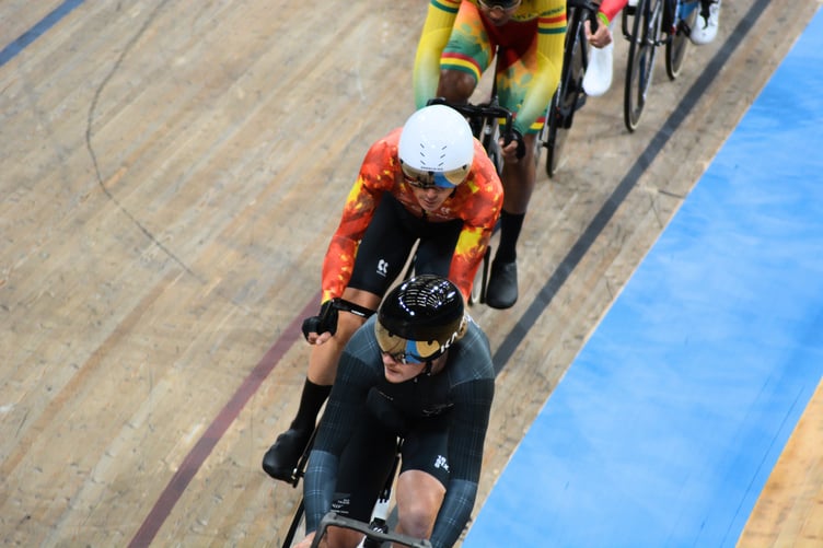 Ben Swift during his scratch race heat (Photo: Andy Dalrymple)