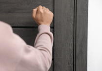 Isle of Man Census officers begin doorstep visits to remaining households