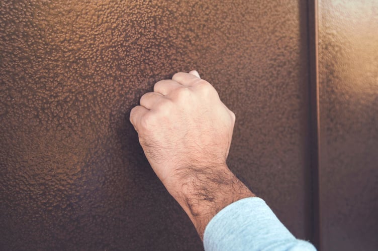 Police have reminded residents not to feel pressured into accepting work offered unexpectedly