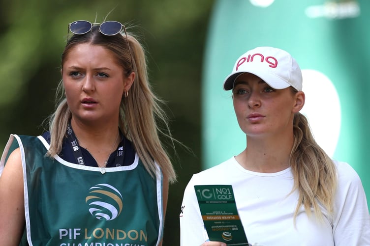 Peel's Ana Dawson (right) had her sister - and fellow golfer - Lea caddying for her at the event near London (Photo: Ladies European Tour)