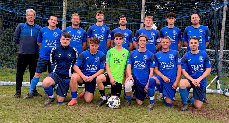 The DHSOB team that drew 4-4 with Malew in a dramatic game at Blackberry Lane on Tuesday evening (Photo: Dean Turton)