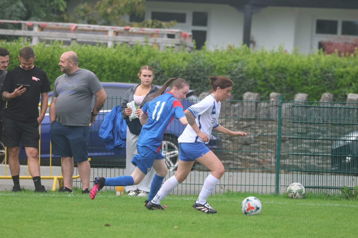 Football: Douglas and District play first game in women's league