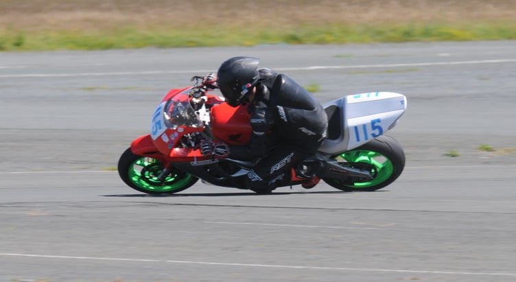 Motorcycle racing