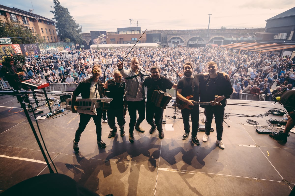 Manx band headline world's biggest festival of Irish music
