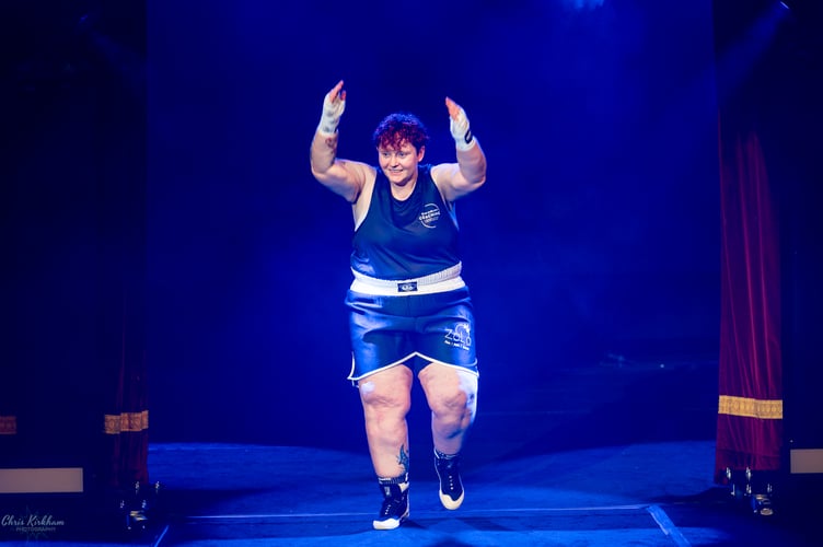 'Pocket Rocket' Anna Lowey makes her way to the ring
