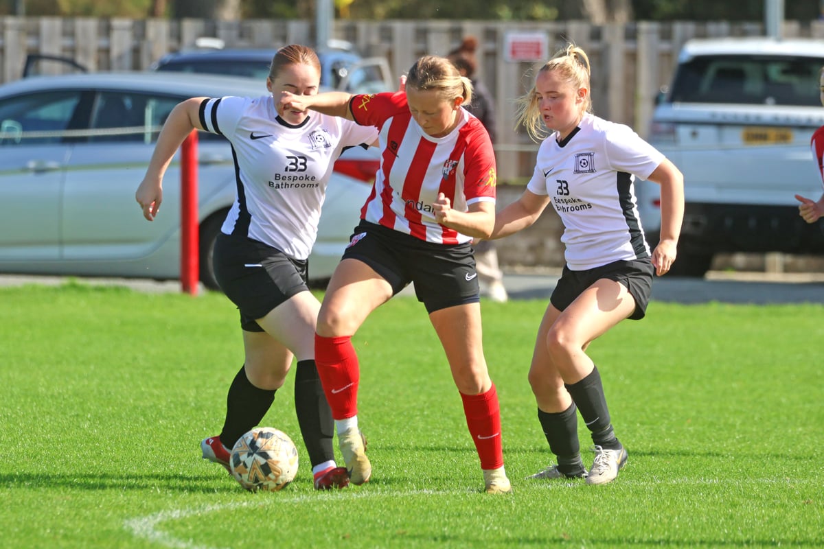Women's football: Perfect 10 for Peel against Corinthians