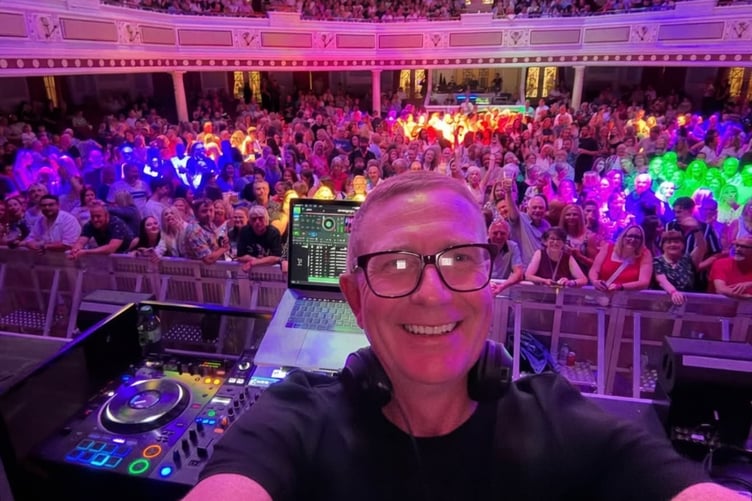 Neil Cowie performing a previous gig at the Villa Marina