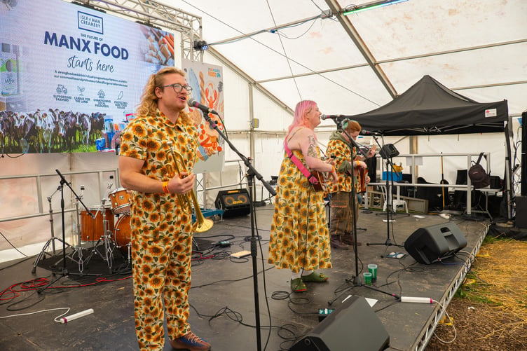 Biskee Brisht performing at the Big Manx Feast