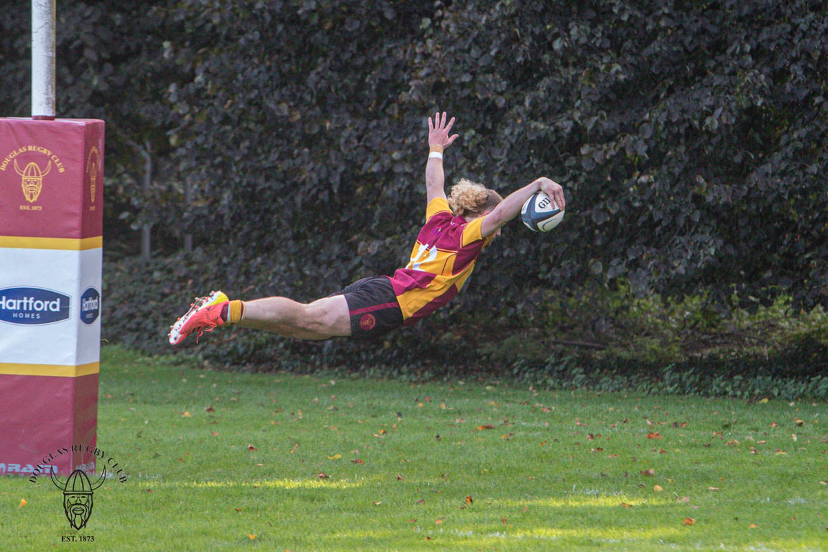 Douglas stun Burnage with 10-try performance