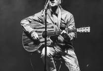 Manx musician lands support slot for Jamie Webster