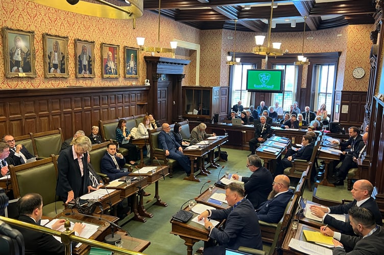 Chris Thomas and Kirrie Jenkins look to secure 13 votes from the 22 other Members of the House of Keys today (Tuesday)