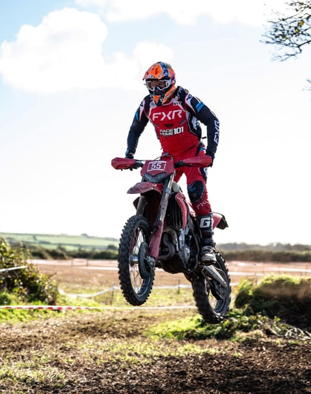 Motorcycle enduro