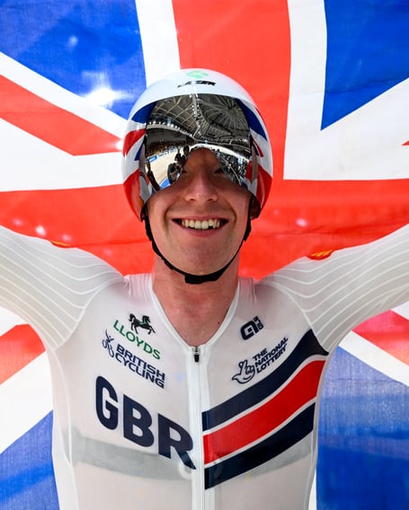 The Isle of Man's Matthew Bostock celebrates after being crowned world scratch champion at the 2026 Tissot UCI Track World Championships in Shanghai, China on Thursday (Photo: Simon Wilkinson/SWpix.com)