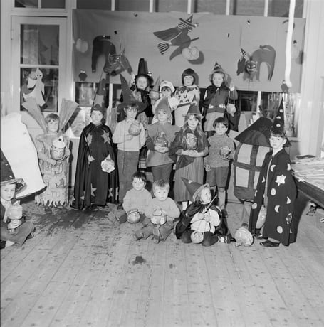 Patrick School's Hop-tu-Naa party in 1972 (Photo: imuseum/Manx National Heritage)