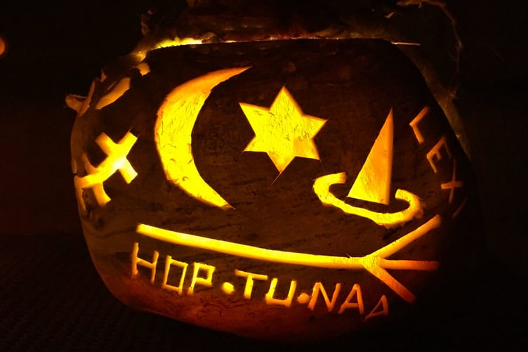 A Hop tu Naa turnip carved by Graham Midghall