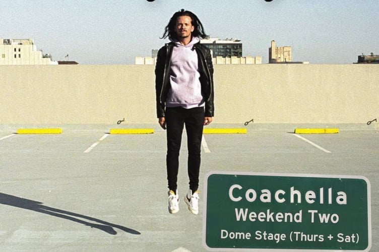 Manxie Performs at Coachella