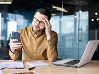 How to Spot and Avoid Scams This Black Friday