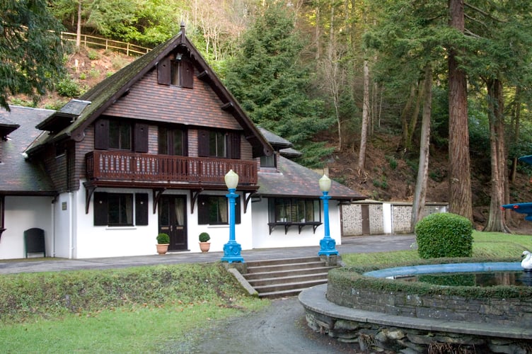 Swiss Chalet to Reopen as Manx Farm Shop